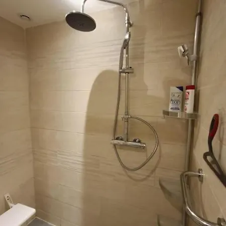 50m2 Plein Centre Au Calme Et Proche Et Marche *